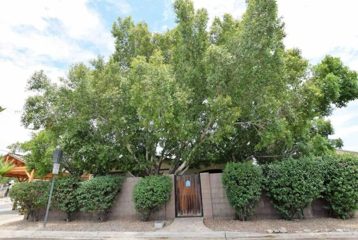 Modern Farmhouse With Guest House Near Park فينيكس