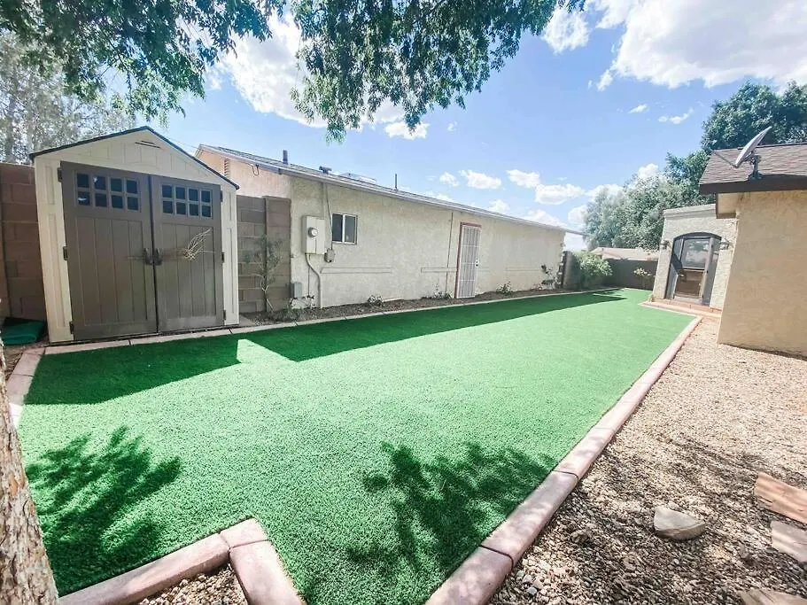 Modern Farmhouse With Guest House Near Park فينيكس